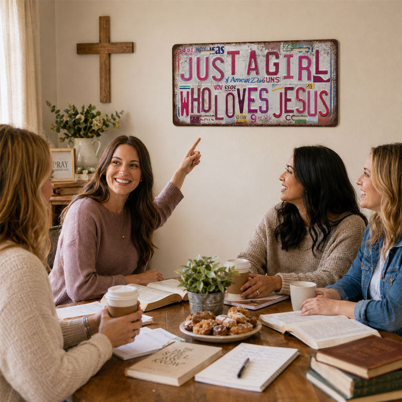 "Just A Girl Who Loves Jesus" Vintage Wall Sign✝️💖