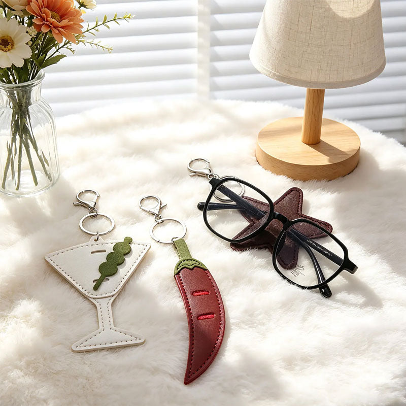 Star Keychain Sunglasses Holder Clip Anti-Loss Eyewear Hanger ⭐🕶✨