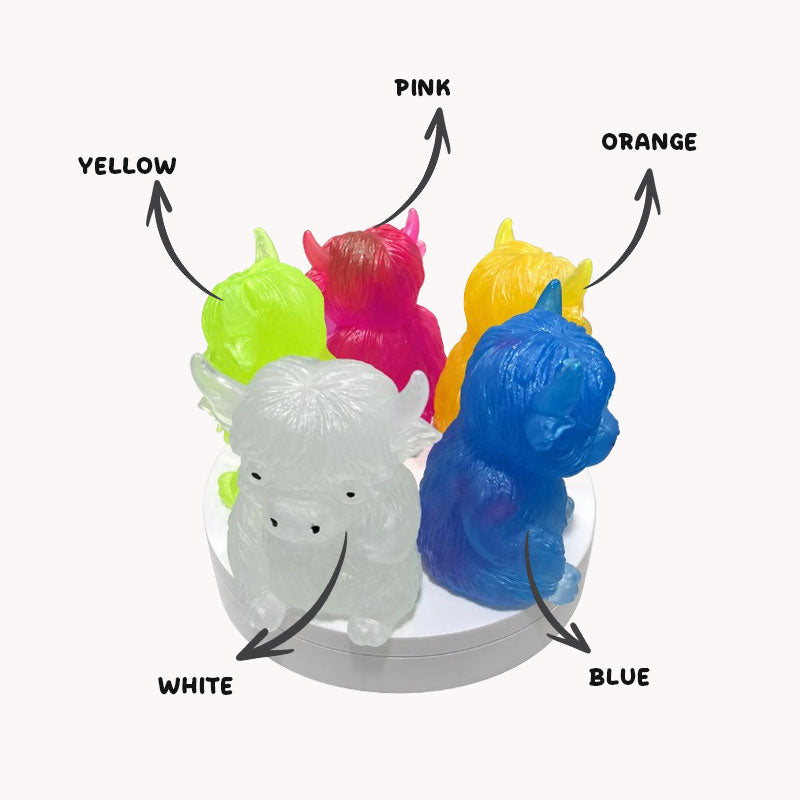 📢📢LAST DAY SALE 50% OFF🐮Highland Cow Glow-in-the-dark Ornament🌙