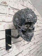 ☠️🏴‍☠️Skull holder for motorcycle helmet and jacket