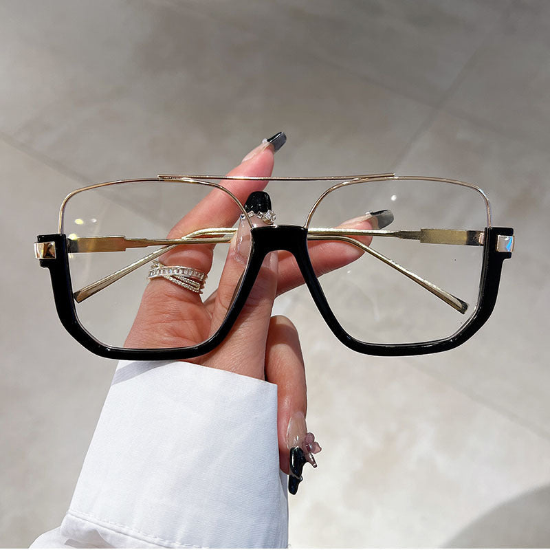 ⏰LAST DAY SPECIAL PRICE: ￡9.99!!😎Fashionable Lightweight Tinted Lens Sunglasses