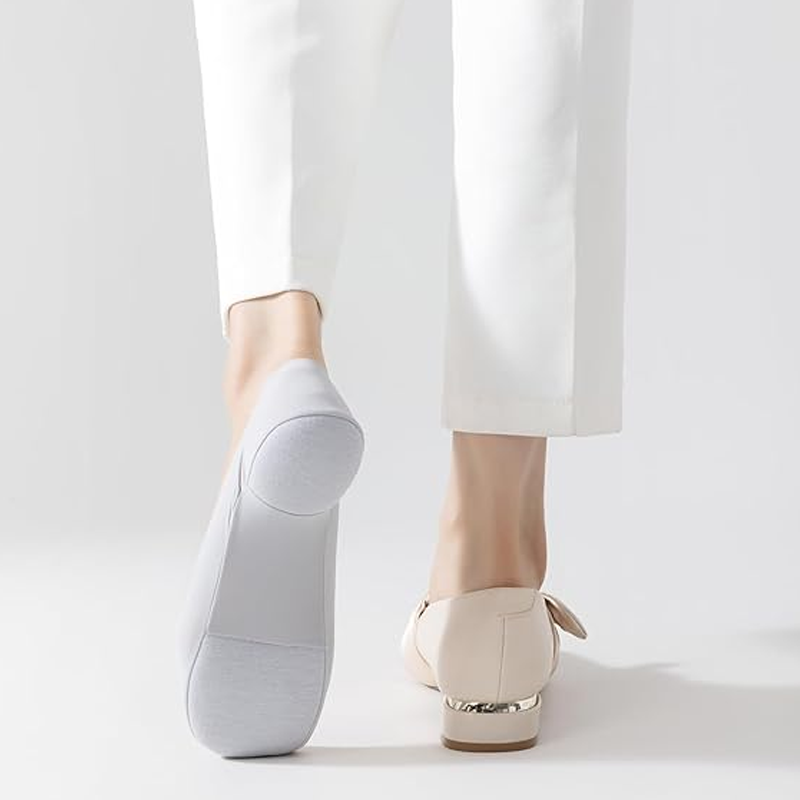 🔥Limited-time offer: Buy one, get one free.🧦Breathable sports socks with shock absorption