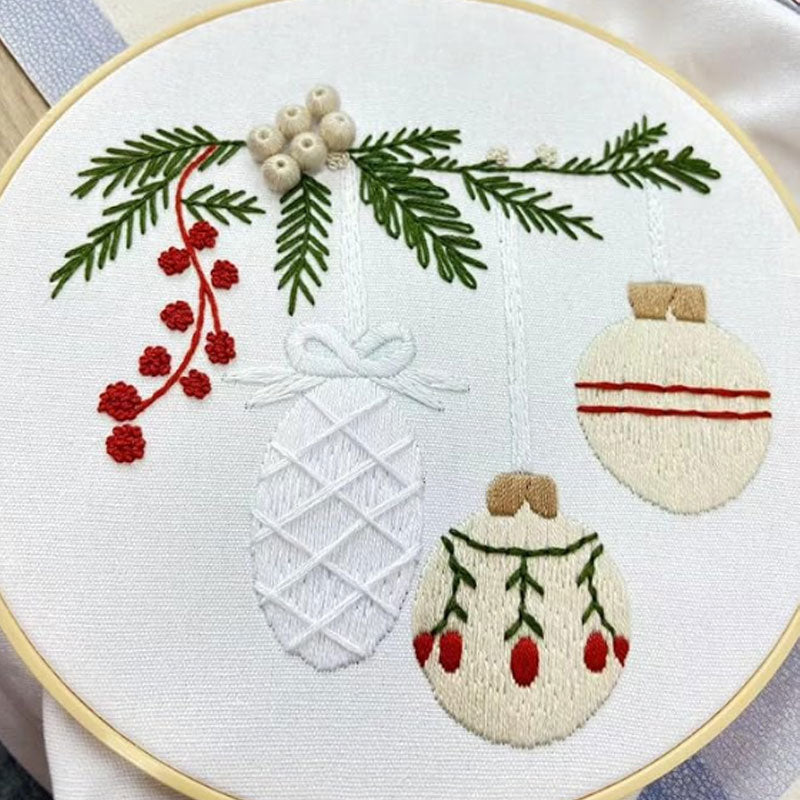 ❄️ Winter Snowy Village Embroidery Kit – Beginner Christmas Craft With Embroidery Hoop
